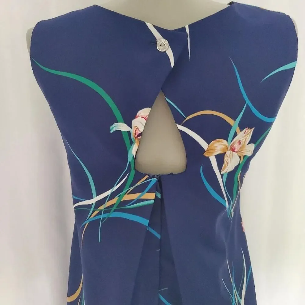 Vintage Womens Made in Hawaii A-line dress Blue floral peek a boo back SZ 13